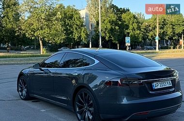 Ліфтбек Tesla Model S 2016 в Запоріжжі