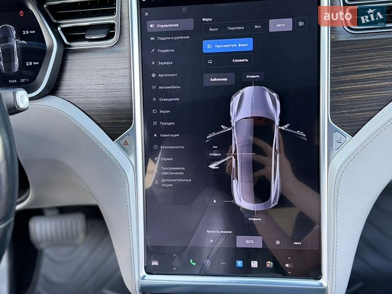 Ліфтбек Tesla Model S 2016 в Запоріжжі