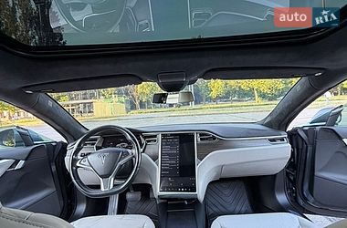 Ліфтбек Tesla Model S 2016 в Запоріжжі
