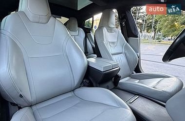 Ліфтбек Tesla Model S 2016 в Запоріжжі