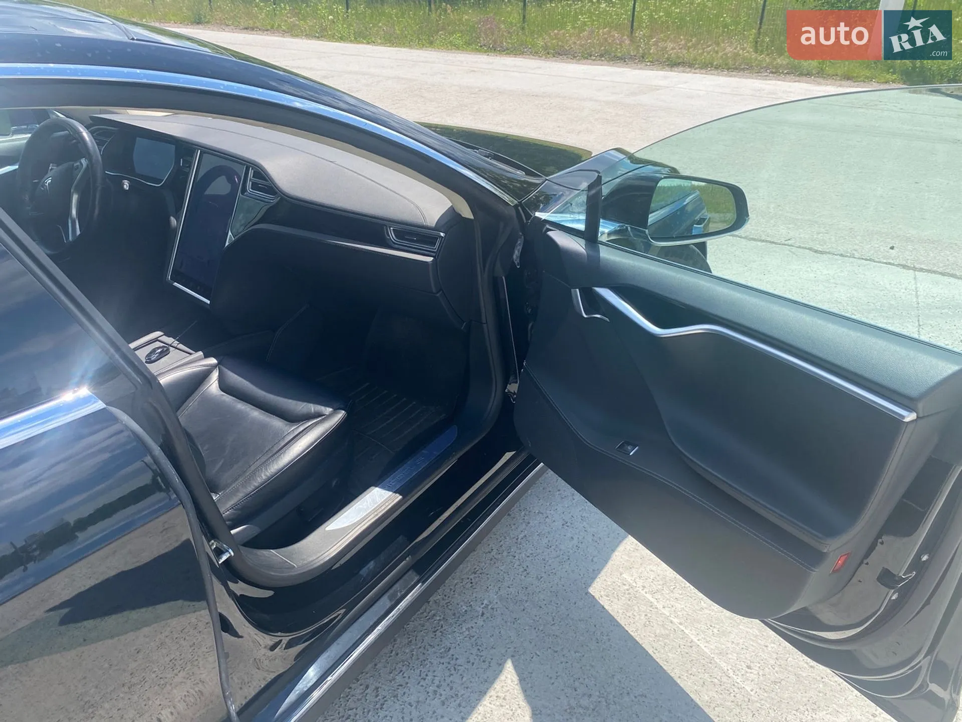 2015 Tesla Model S - мініатюра 25