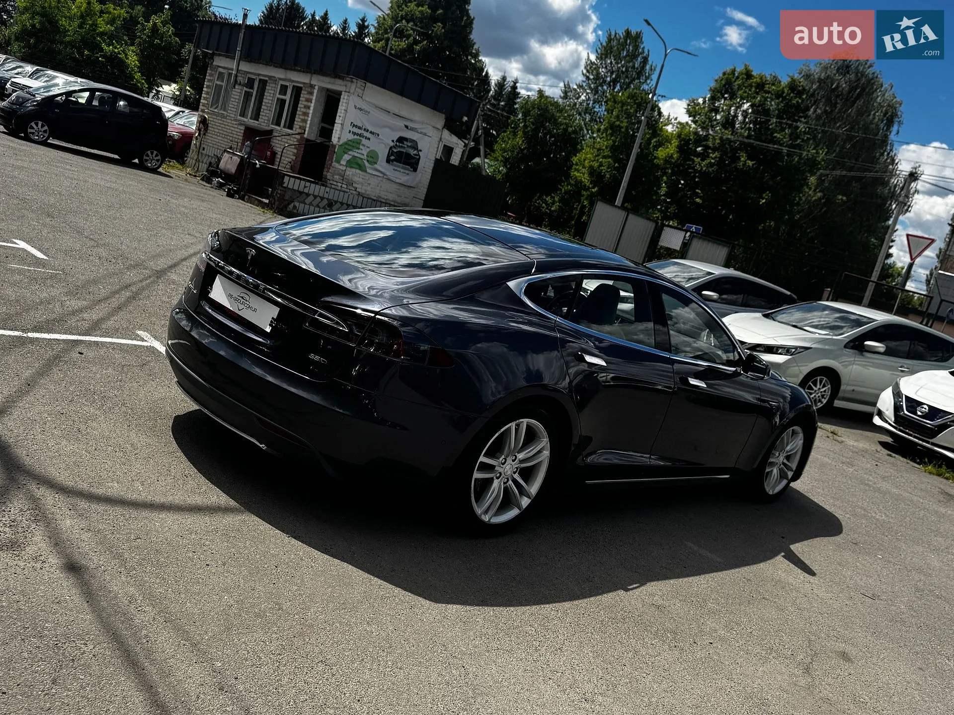 2015 Tesla Model S - мініатюра 7