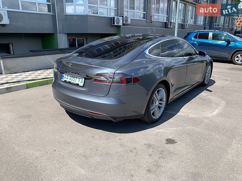Лифтбек Tesla Model S 2013 в Крюковщине фото 7 Лифтбек Tesla Model S 2013 в Крюковщине