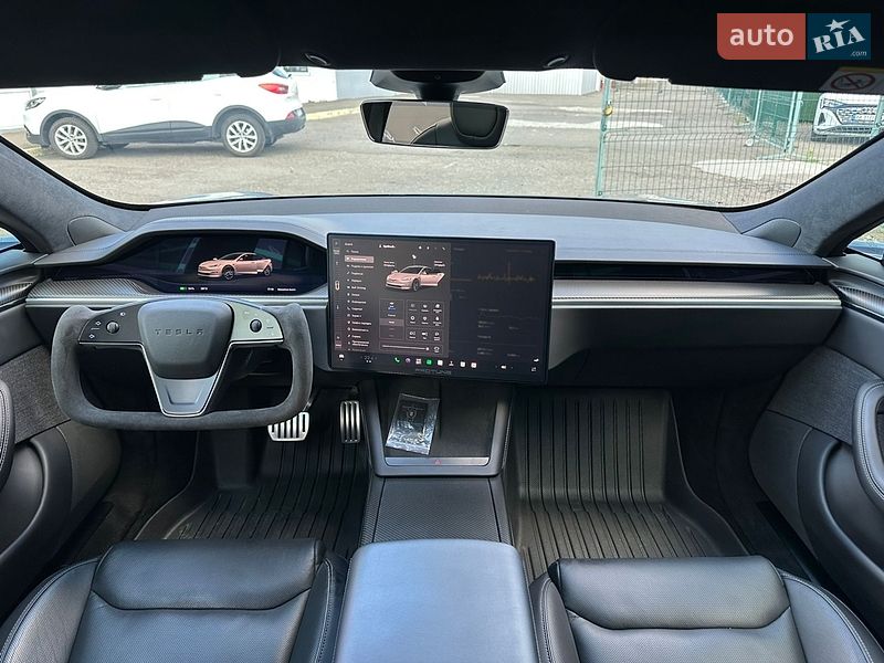 Лифтбек Tesla Model S 2022 в Киеве