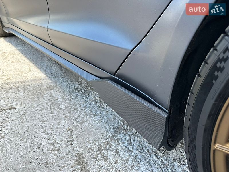 Лифтбек Tesla Model S 2022 в Киеве