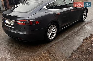 Ліфтбек Tesla Model S 2017 в Києві фото 8 Ліфтбек Tesla Model S 2017 в Києві
