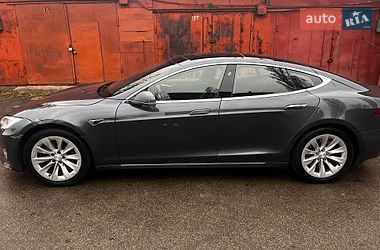 Ліфтбек Tesla Model S 2017 в Києві фото 11 Ліфтбек Tesla Model S 2017 в Києві