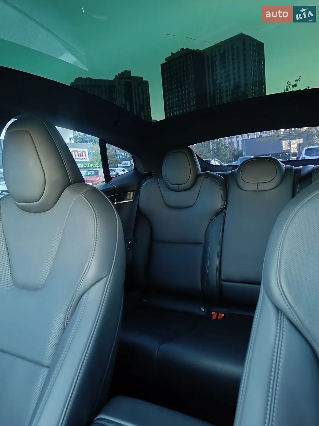 2022 Tesla Model S - мініатюра 8