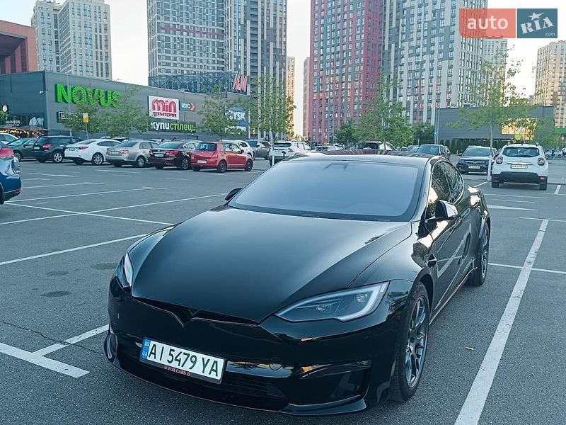 Tesla Model S 2022