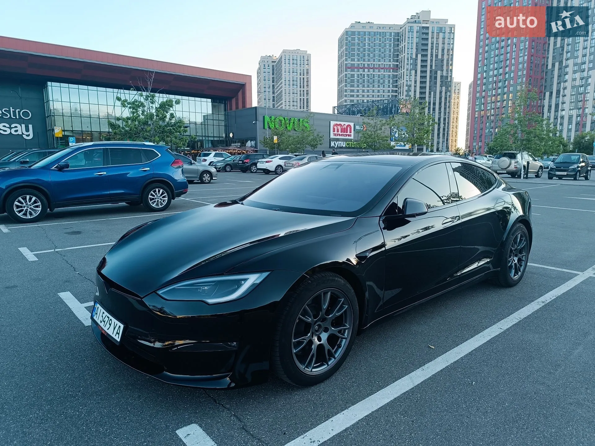 2022 Tesla Model S - мініатюра 3