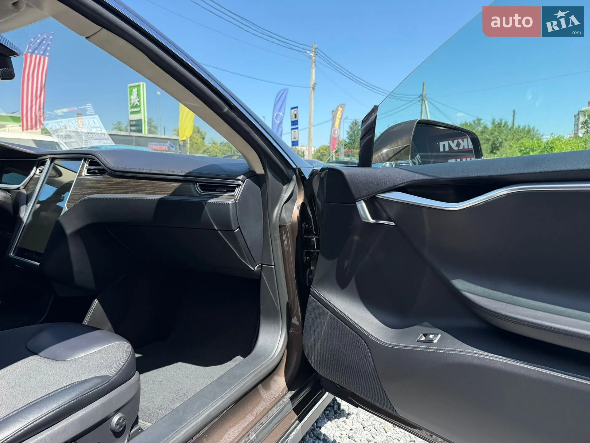 2014 Tesla Model S - мініатюра 16