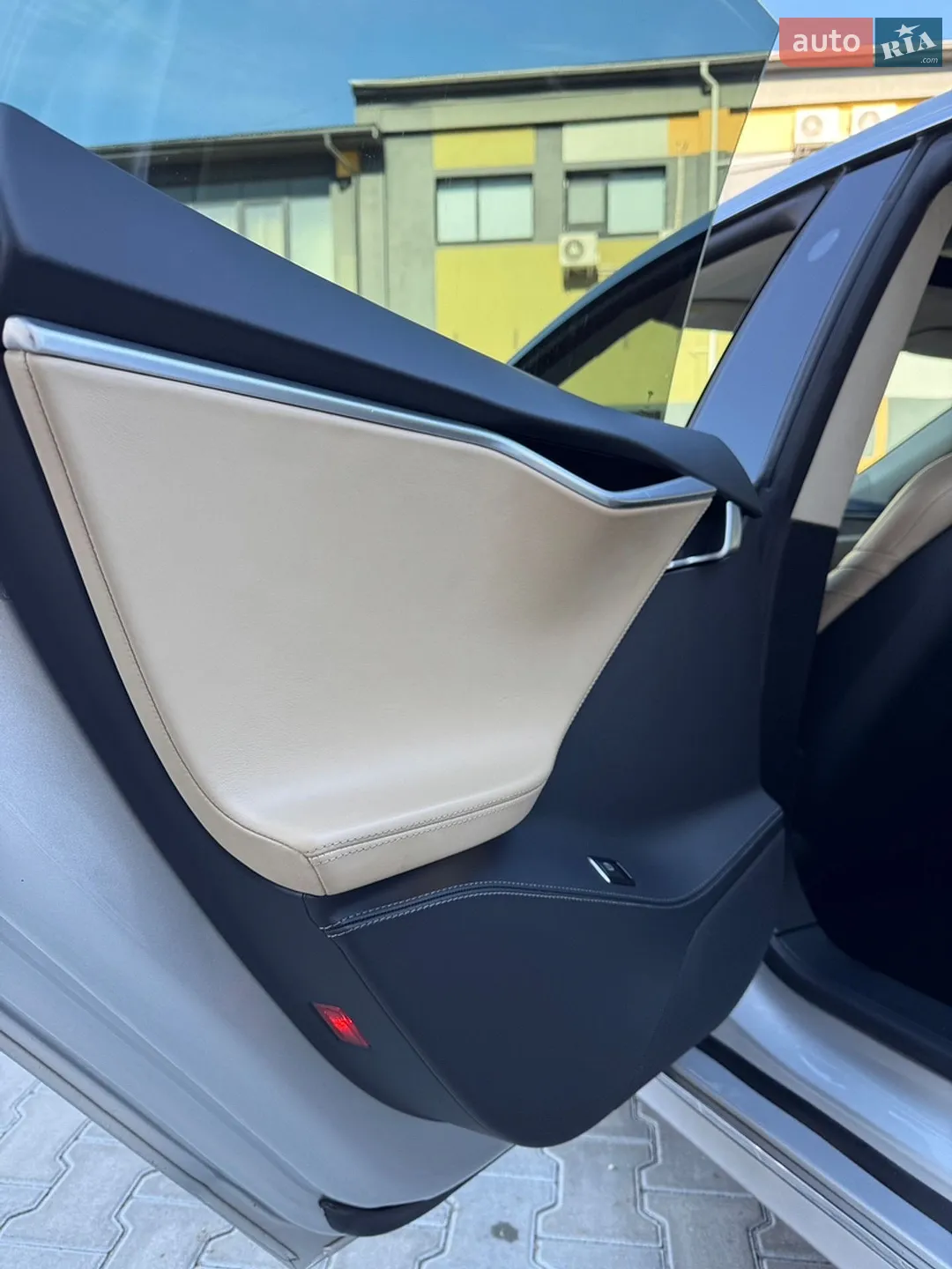 2016 Tesla Model S - мініатюра 24