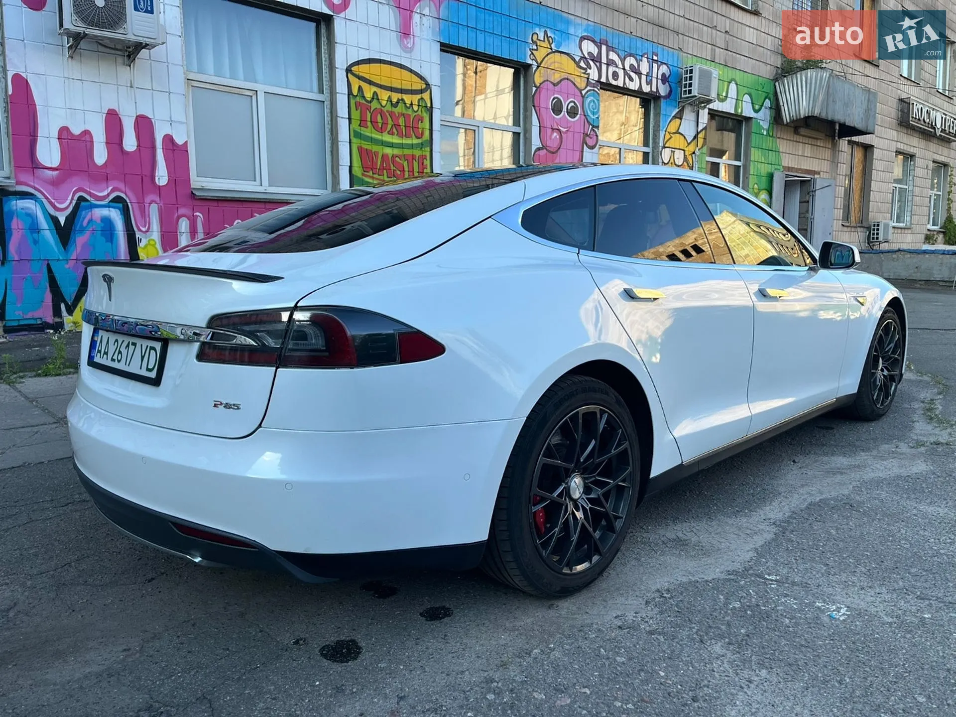 2014 Tesla Model S - мініатюра 4