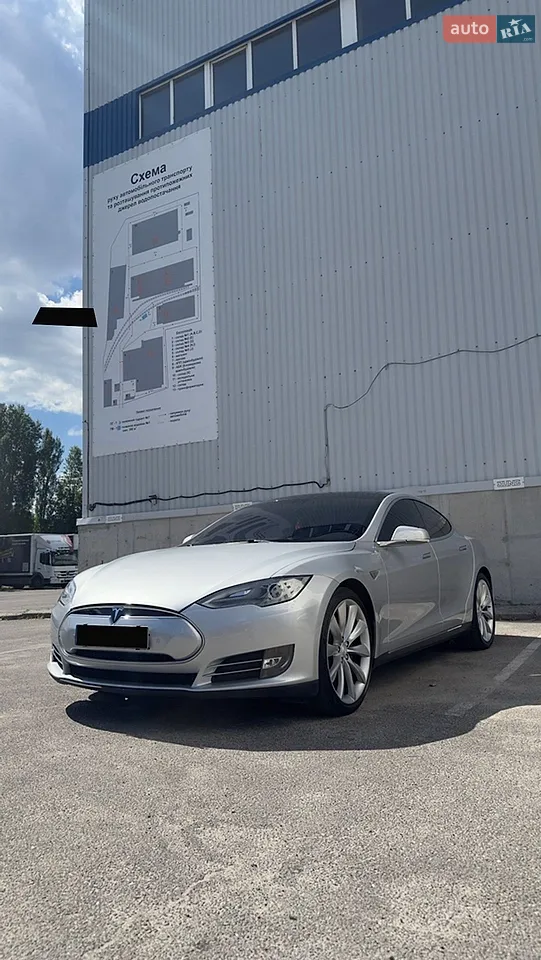 2014 Tesla Model S - мініатюра 29