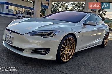 Лифтбек Tesla Model S 2019 в Днепре фото 2 Лифтбек Tesla Model S 2019 в Днепре