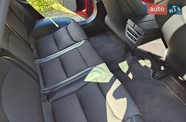 Лифтбек Tesla Model S 2017 в Луцке