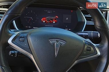 Лифтбек Tesla Model S 2017 в Луцке