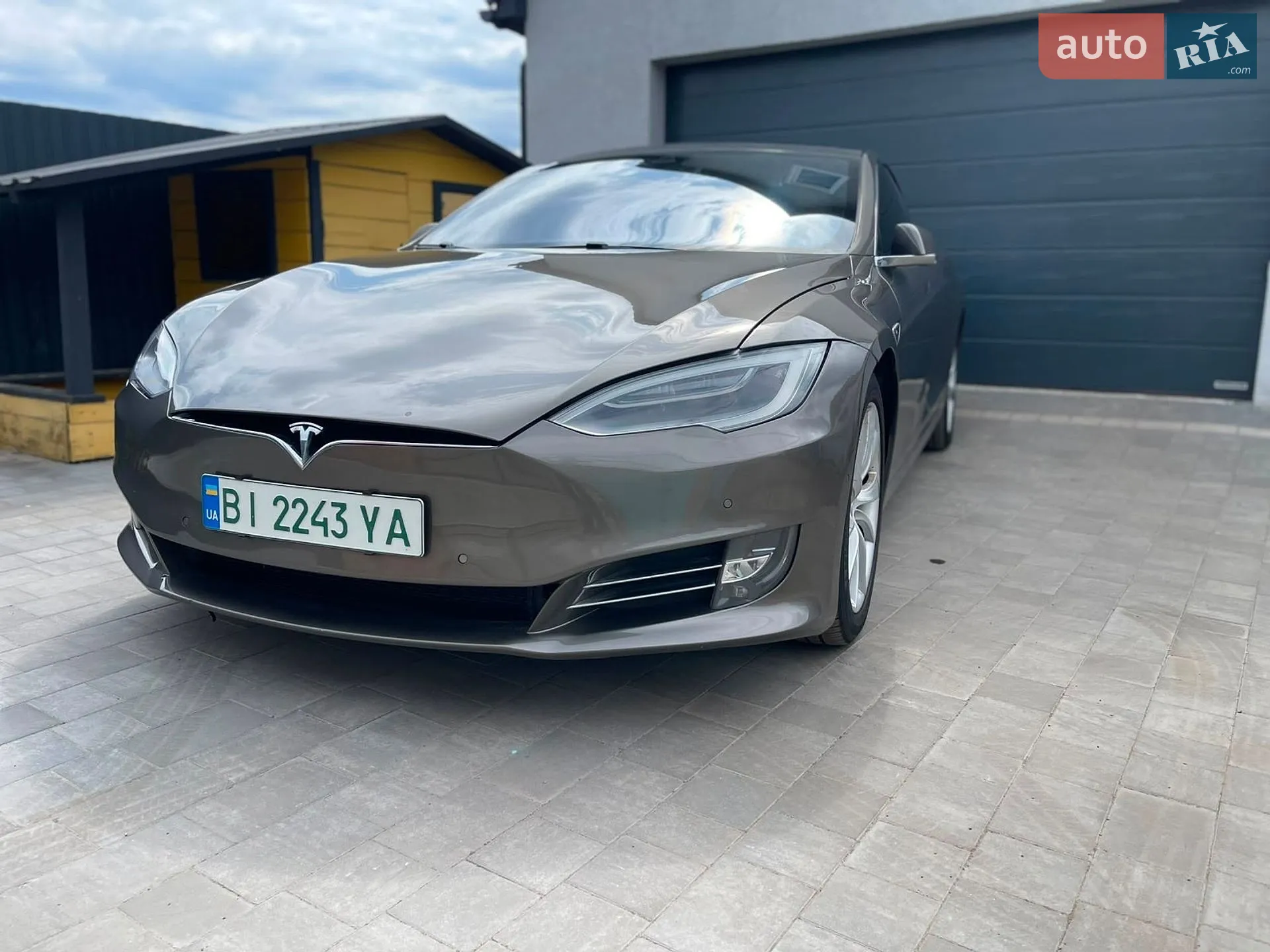 2016 Tesla Model S - мініатюра 2