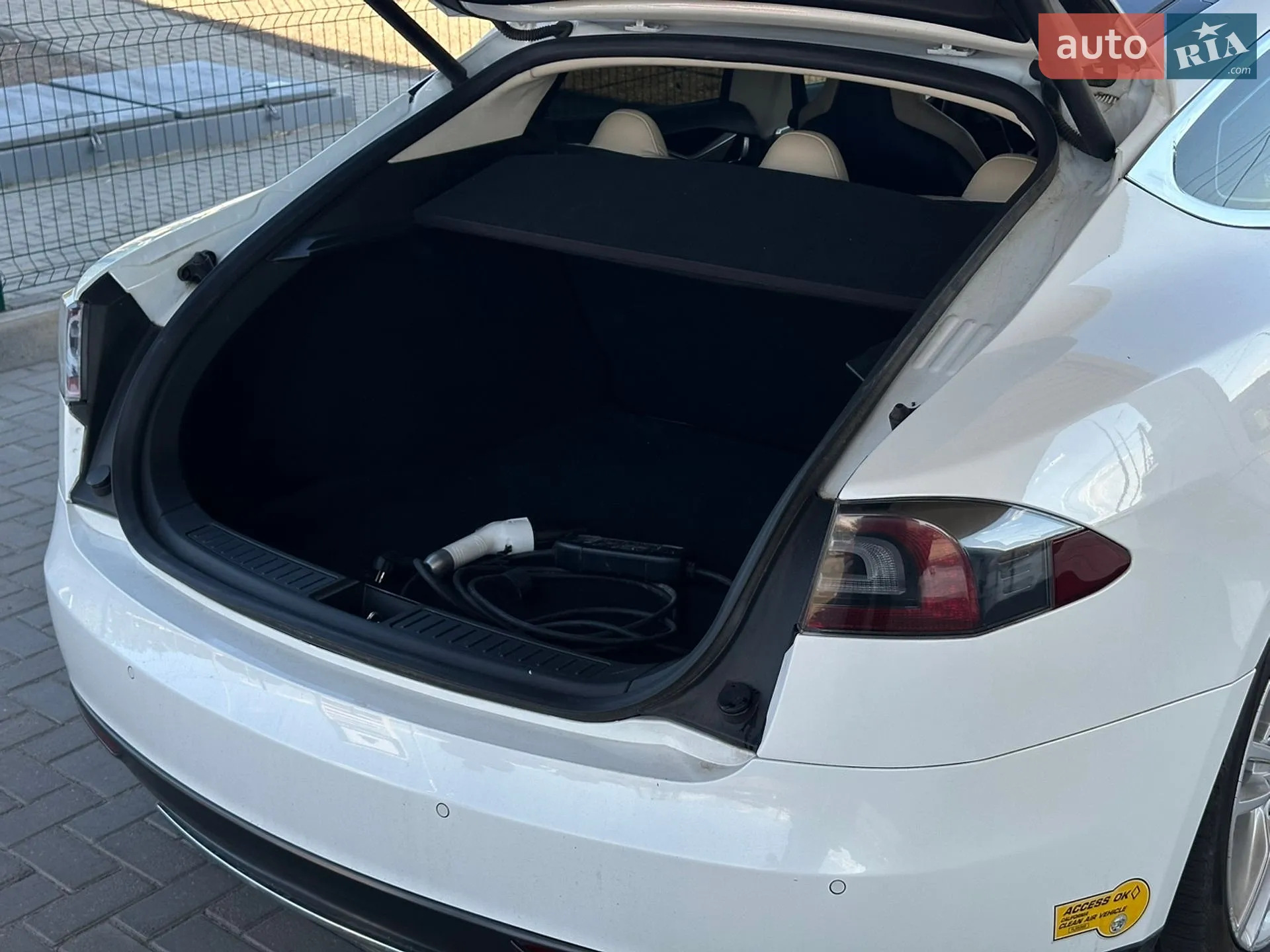2013 Tesla Model S - мініатюра 8