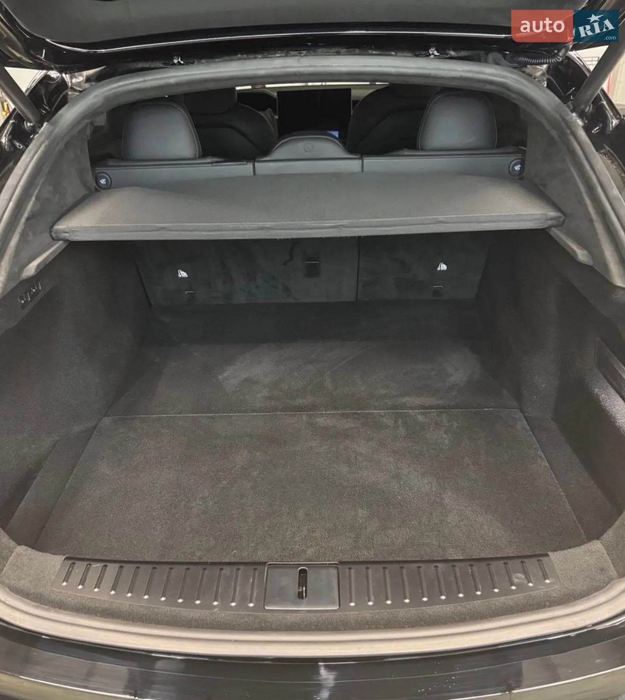 2022 Tesla Model S - мініатюра 29