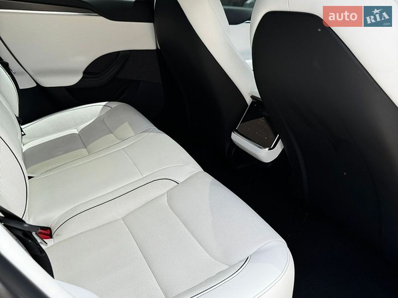 Лифтбек Tesla Model S 2021 в Одессе фото 21 Лифтбек Tesla Model S 2021 в Одессе