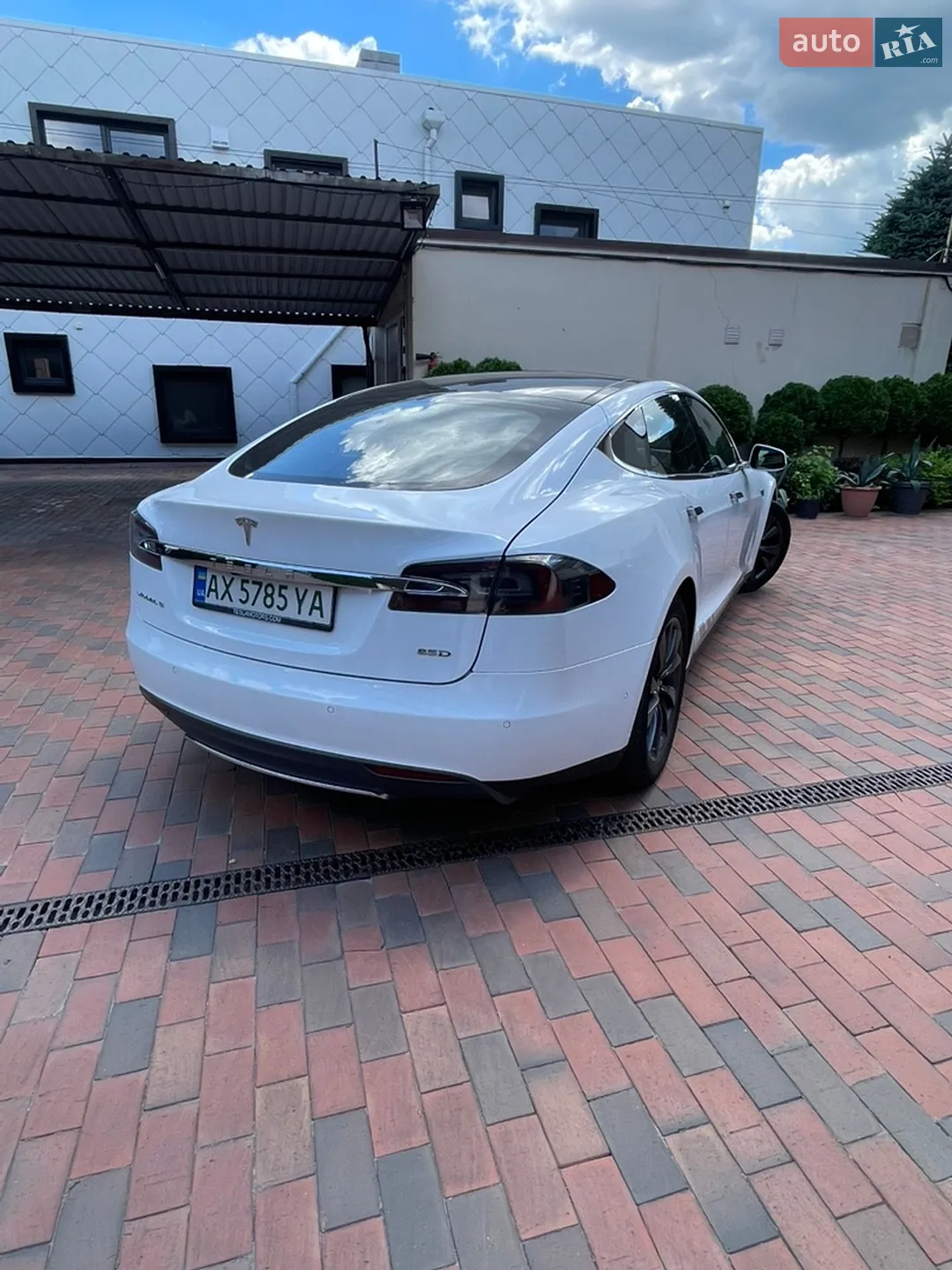 2016 Tesla Model S - мініатюра 17