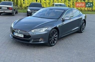 Ліфтбек Tesla Model S 2014 в Тернополі фото 5 Ліфтбек Tesla Model S 2014 в Тернополі