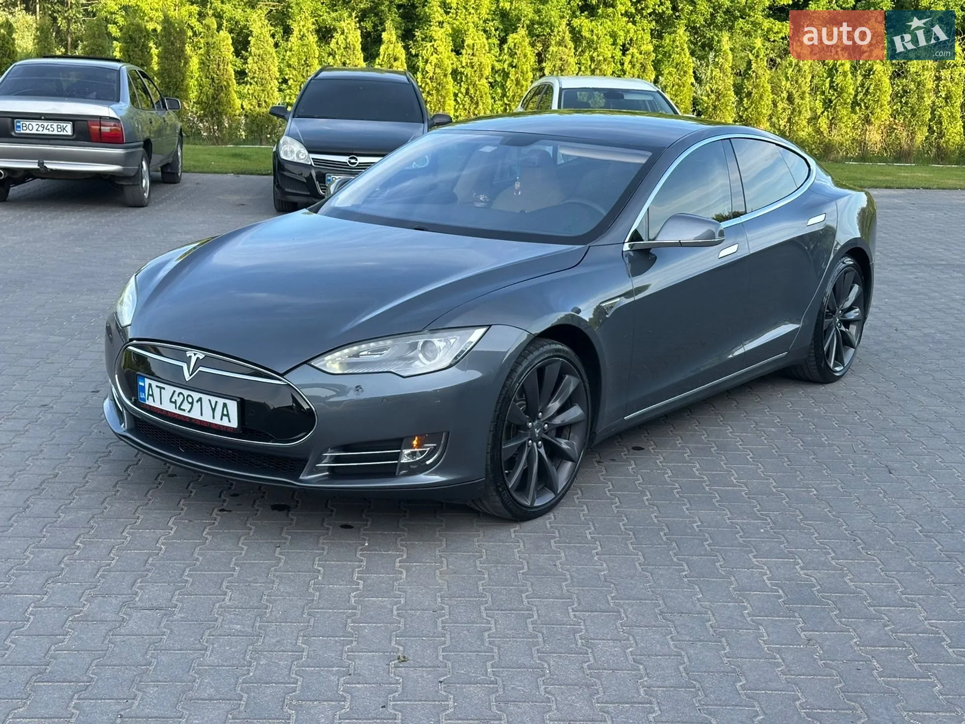 2014 Tesla Model S - мініатюра 5
