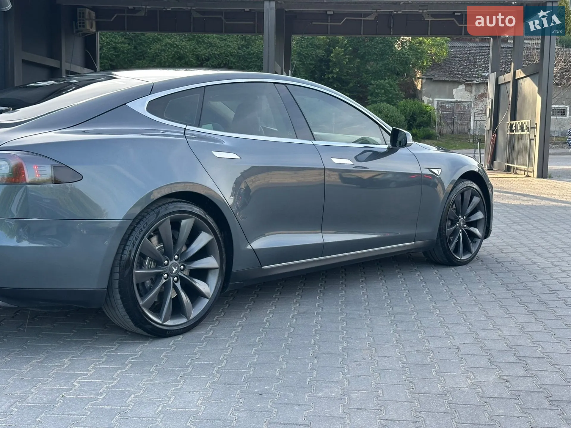 2014 Tesla Model S - мініатюра 14