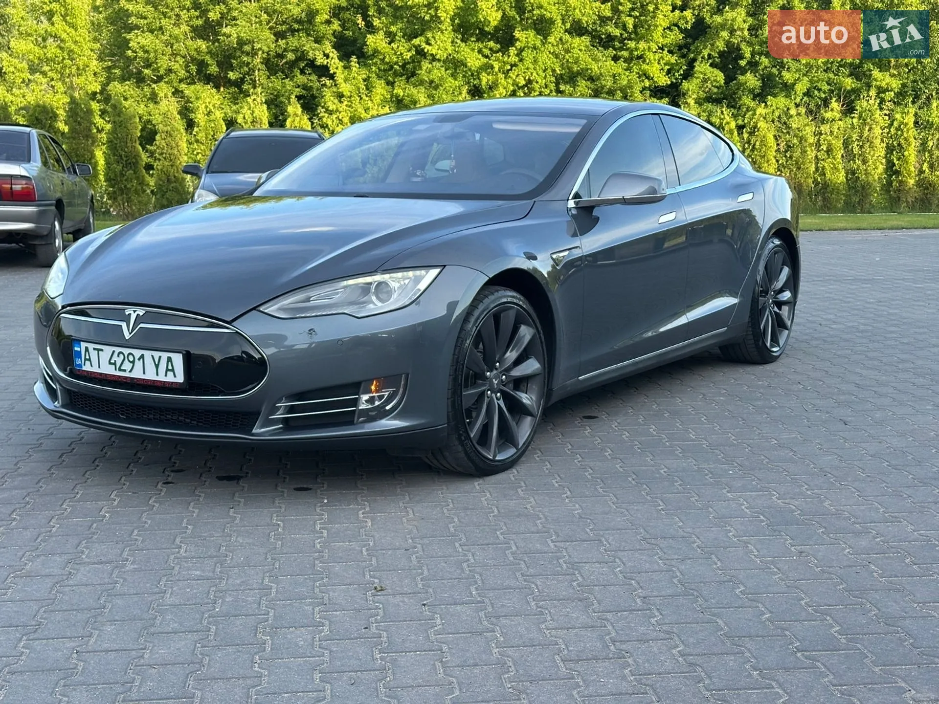 2014 Tesla Model S - мініатюра 30