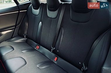 Лифтбек Tesla Model S 2014 в Киеве