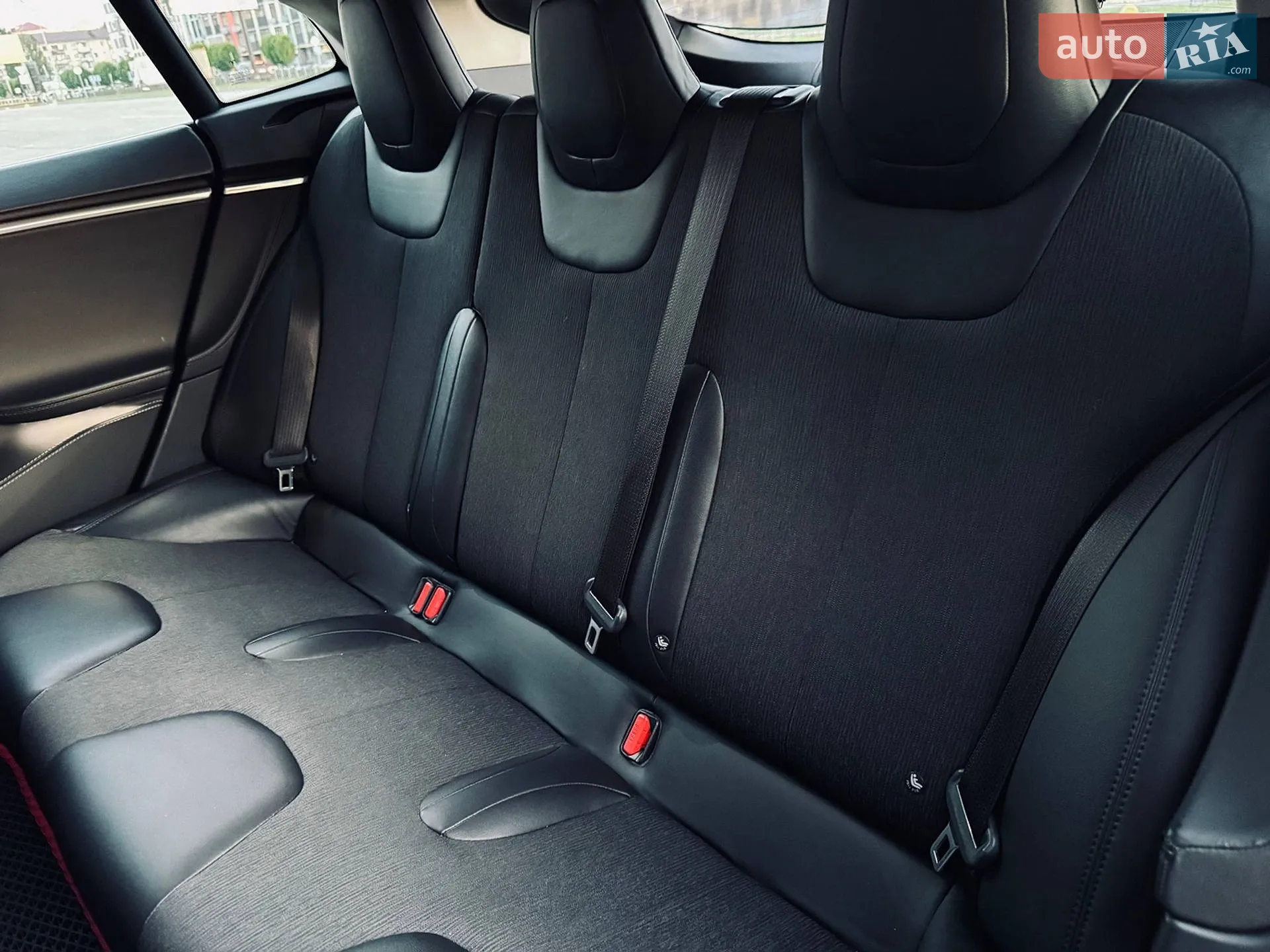 2014 Tesla Model S - мініатюра 32