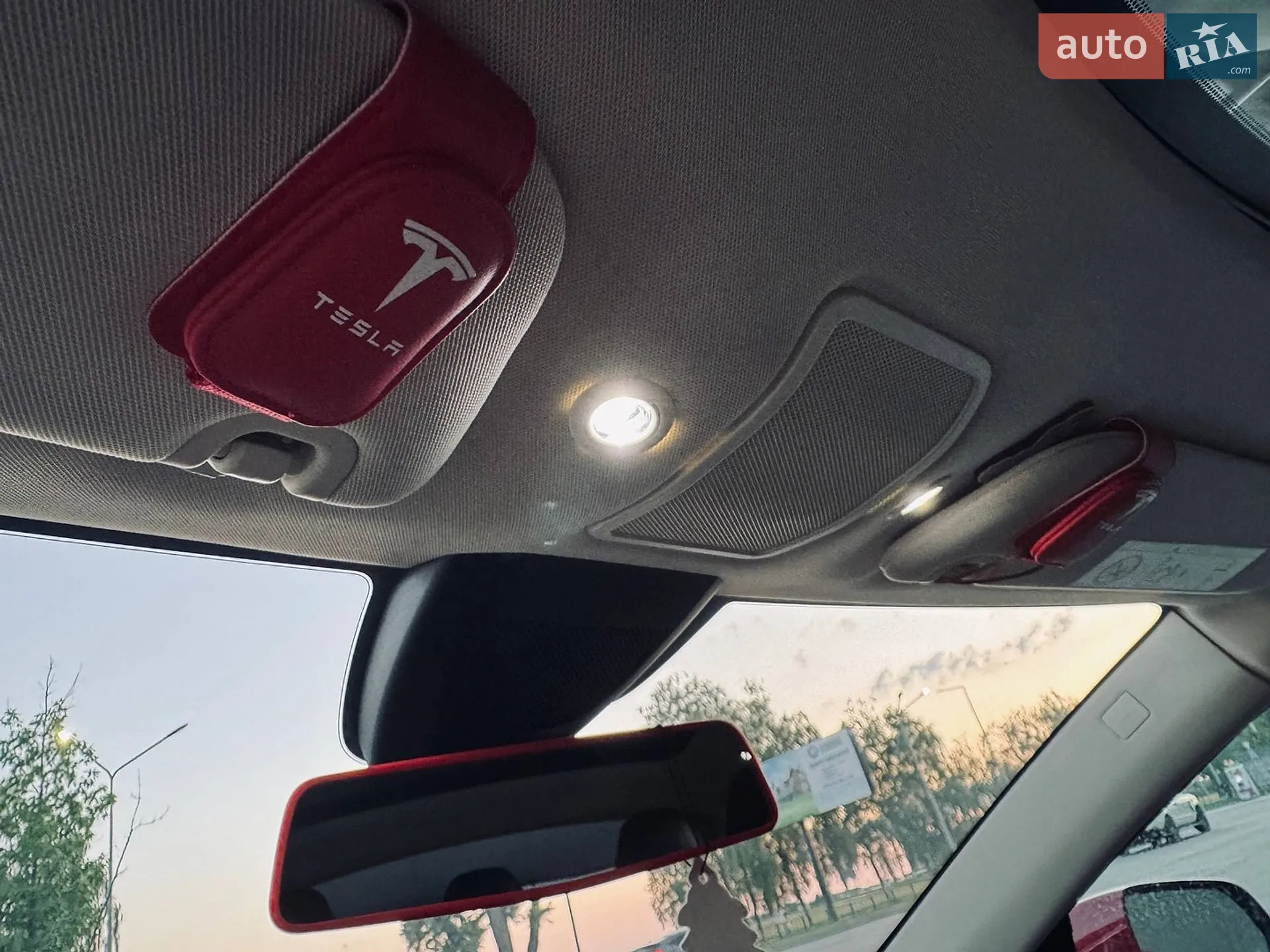 2014 Tesla Model S - мініатюра 42
