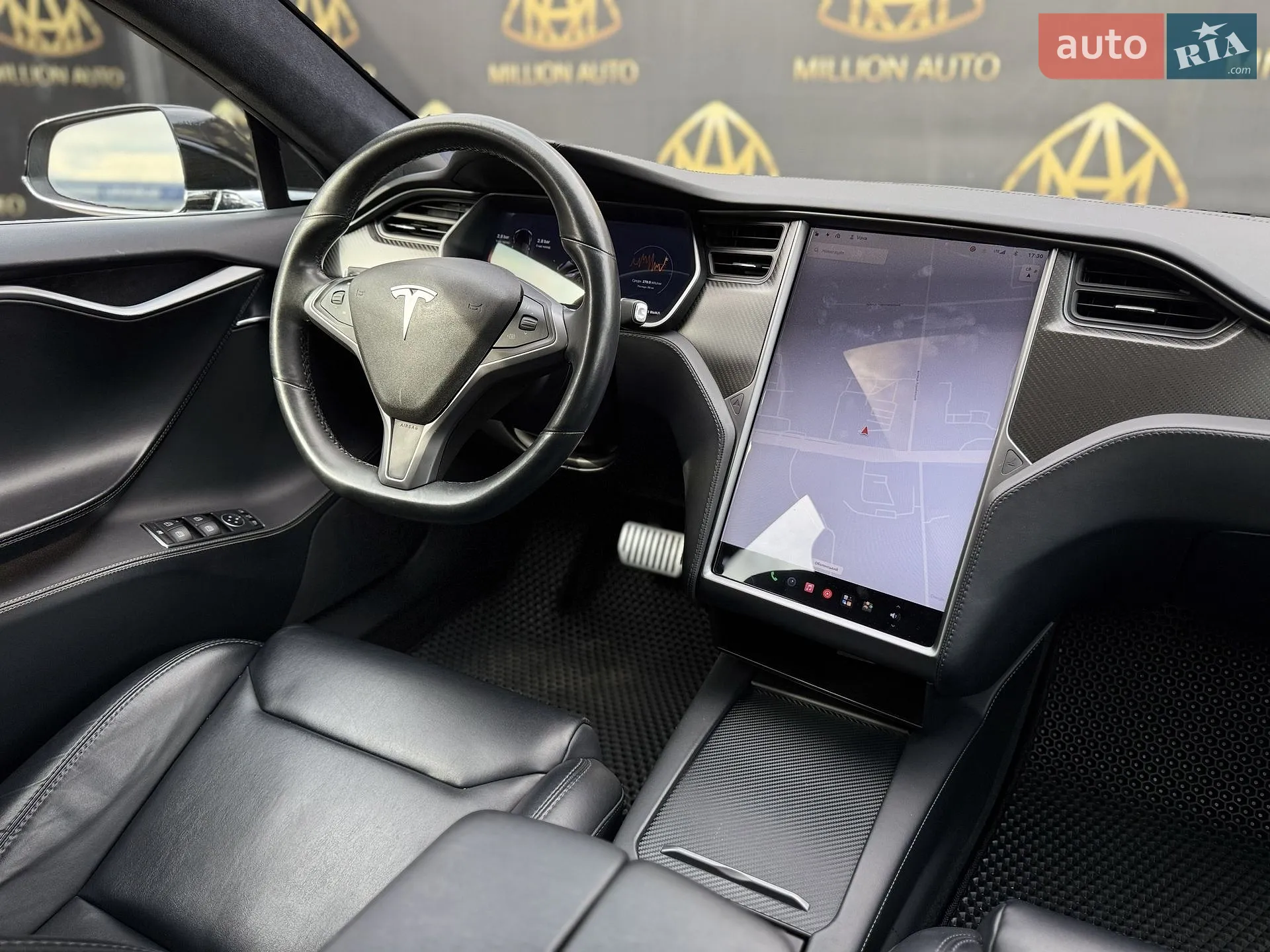 Tesla Model S 2019 VIN 5YJSA1E28KF305174 фото оголошення 25 з 29