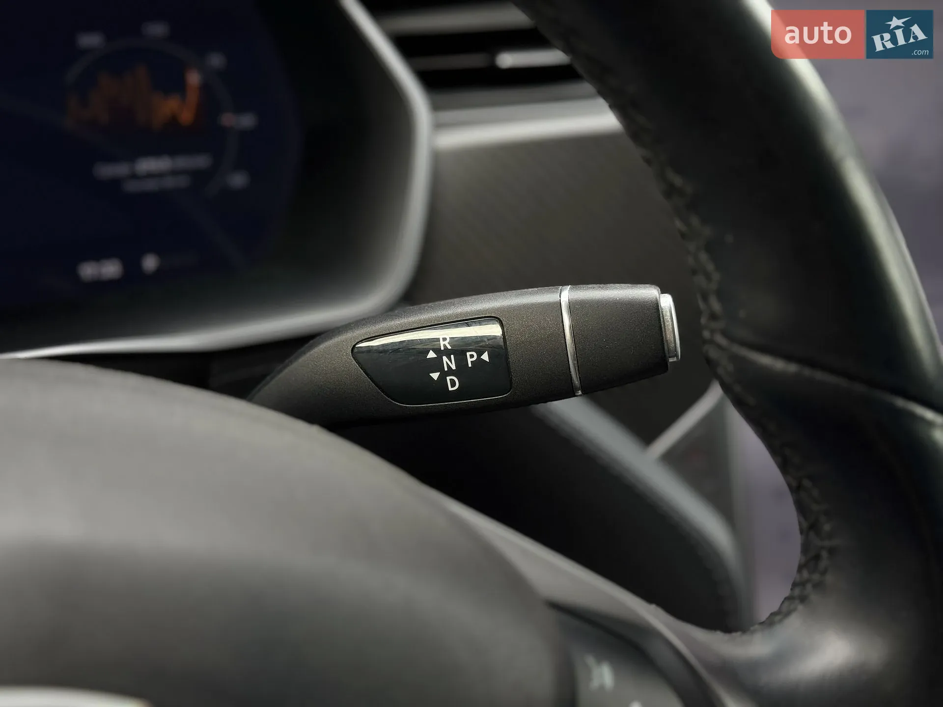 Tesla Model S 2019 VIN 5YJSA1E28KF305174 фото оголошення 21 з 29