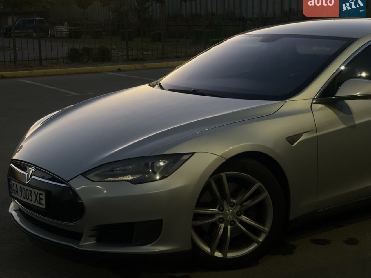 2013 Tesla Model S - мініатюра 21