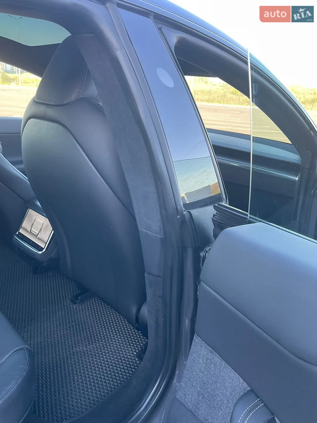 2023 Tesla Model S - мініатюра 47