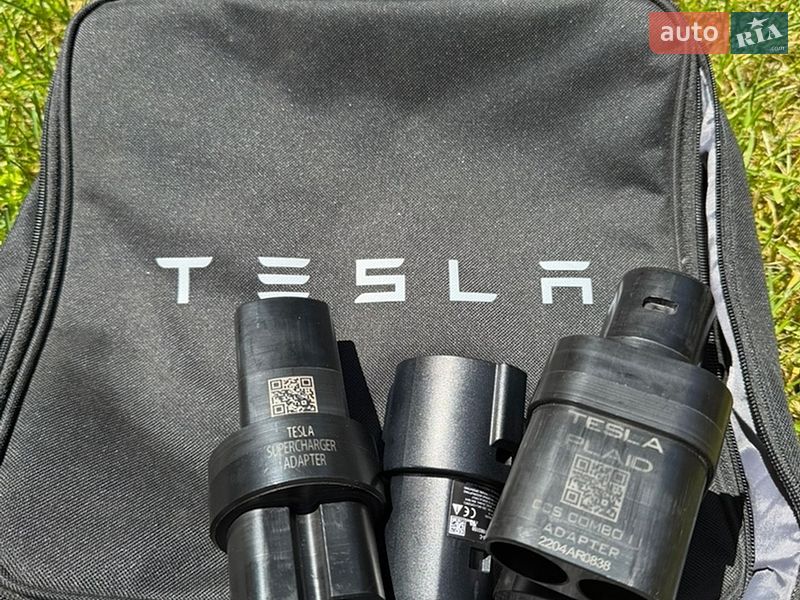 Ліфтбек Tesla Model S 2021 в Києві фото 12 Ліфтбек Tesla Model S 2021 в Києві