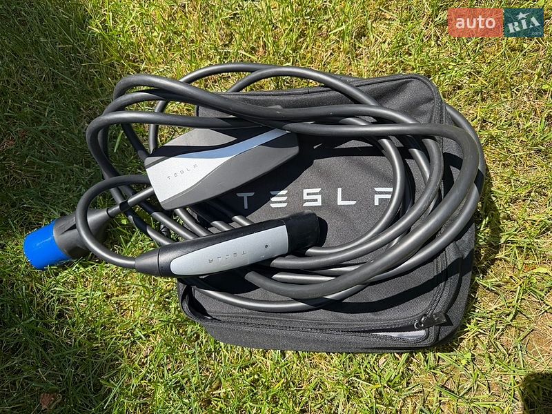 Ліфтбек Tesla Model S 2021 в Києві фото 13 Ліфтбек Tesla Model S 2021 в Києві
