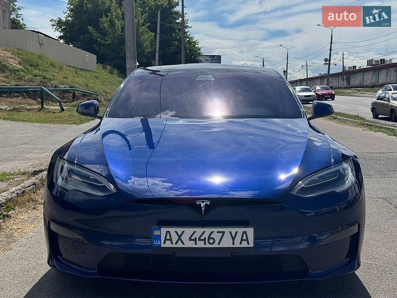 Tesla Model S 2022