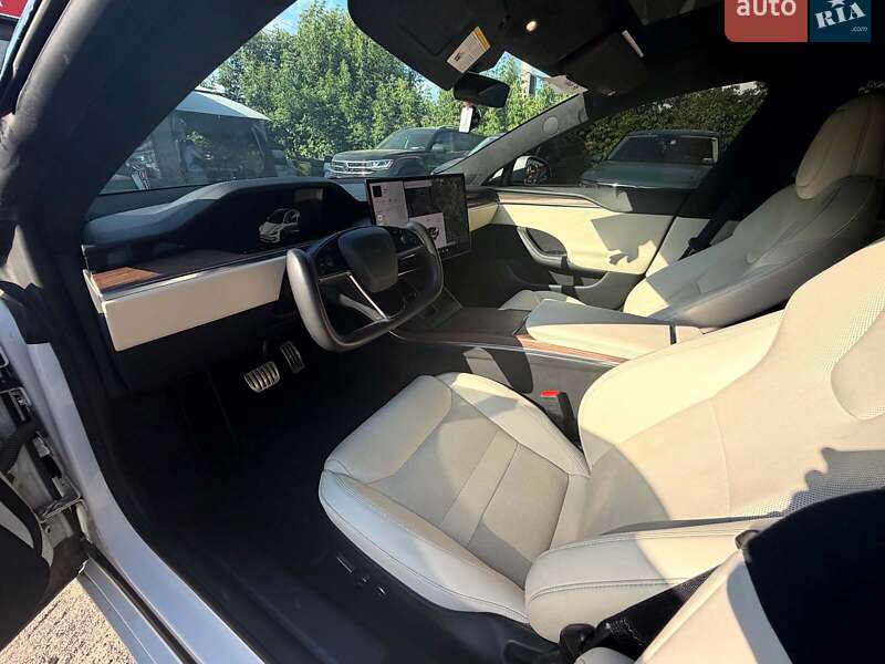 Ліфтбек Tesla Model S 2022 в Вінниці