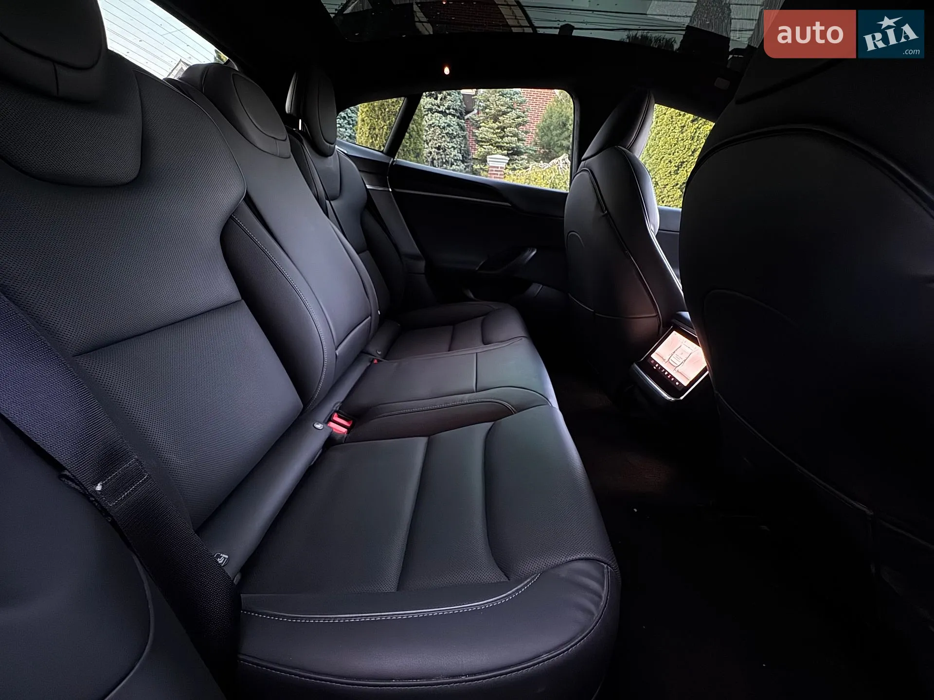 2022 Tesla Model S - мініатюра 27