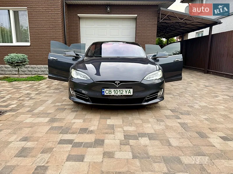 Tesla Model S 2018 VIN 5YJSA1E20JF297702 фото оголошення 24 з 115