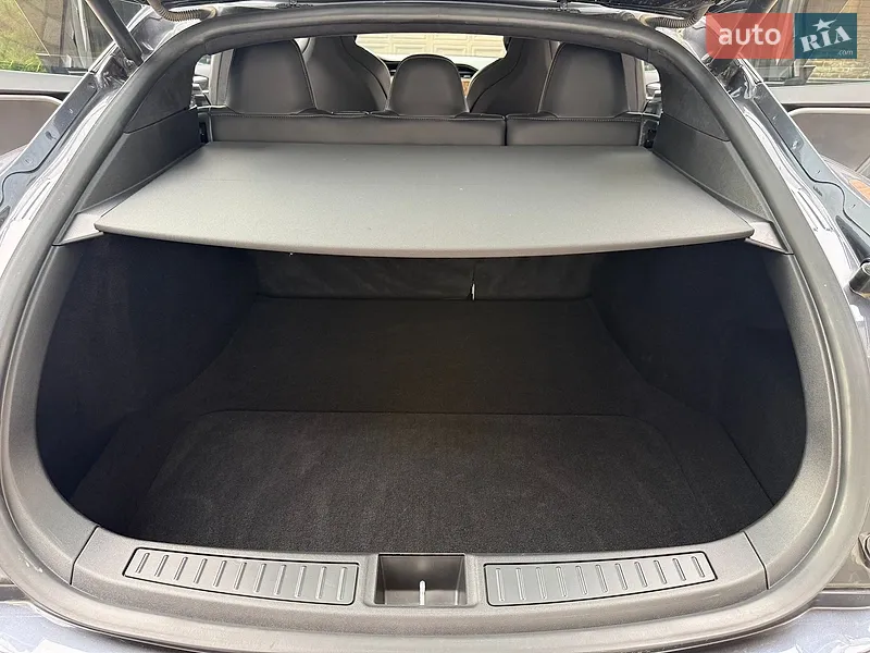 Tesla Model S 2018 VIN 5YJSA1E20JF297702 фото оголошення 33 з 115