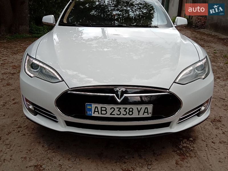 Лифтбек Tesla Model S 2013 в Харькове