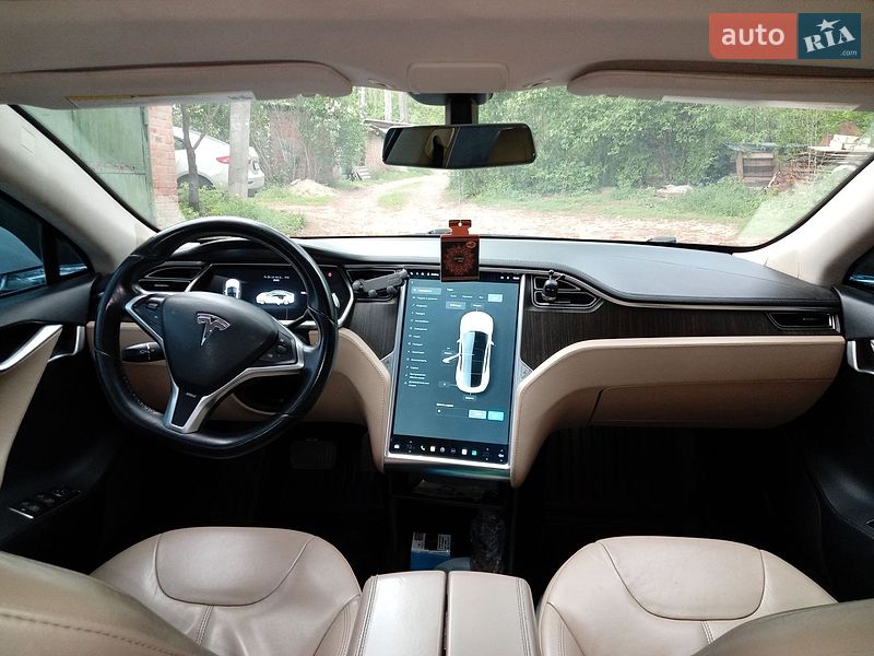 Лифтбек Tesla Model S 2013 в Харькове