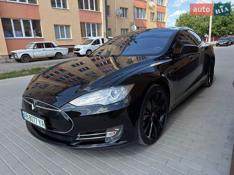 Лифтбек Tesla Model S 2014 в Виннице фото 3 Лифтбек Tesla Model S 2014 в Виннице