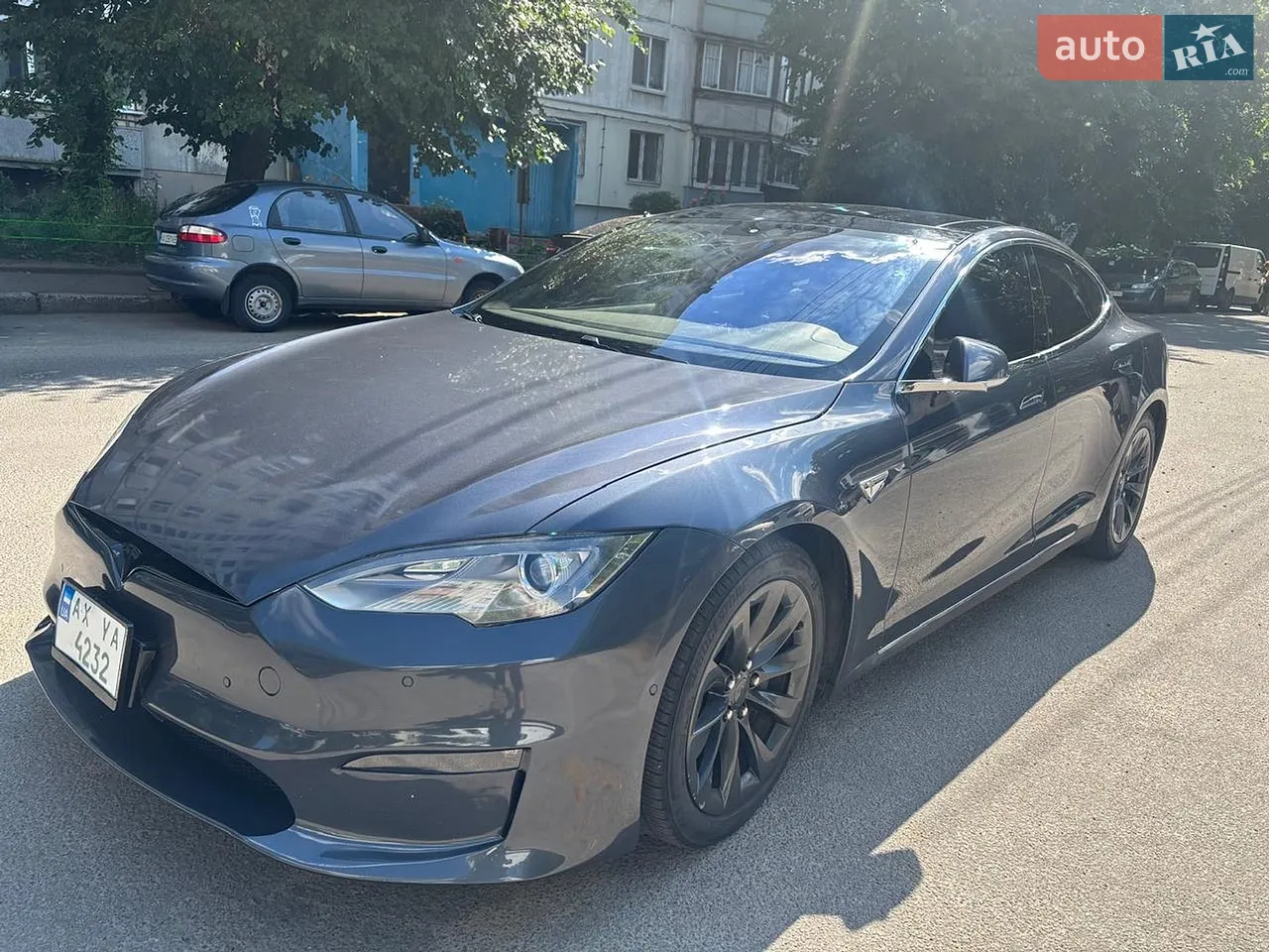 2015 Tesla Model S - мініатюра 10