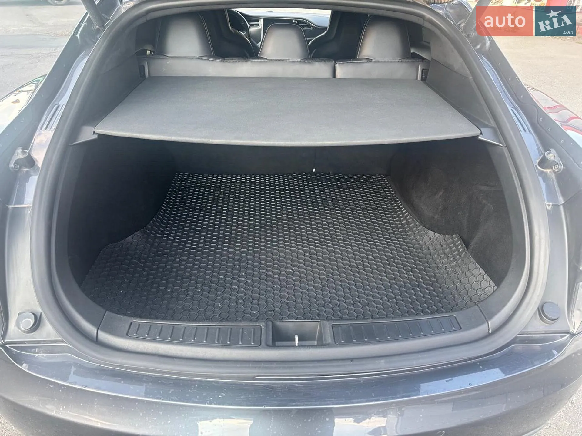 2016 Tesla Model S - мініатюра 11