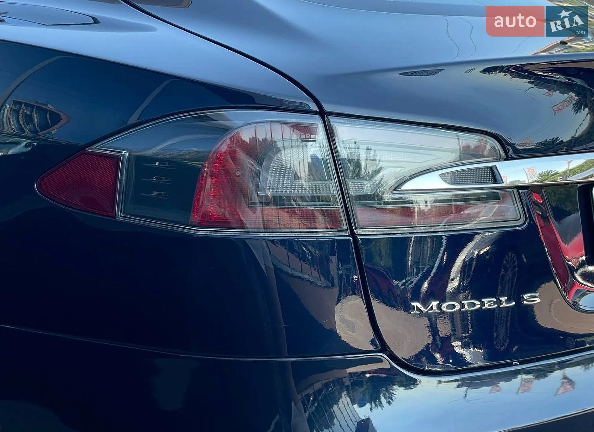 2015 Tesla Model S - мініатюра 14